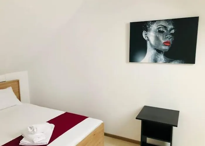 Joy City Unirii 41 2 *